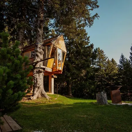 Tree House Alpinka Krvavec Villa Cerklje na Gorenjskem Exterior photo