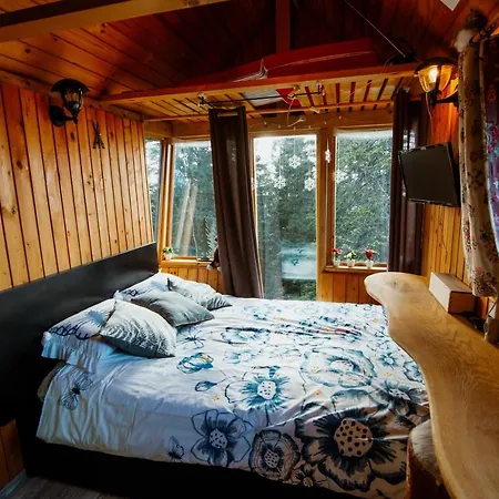Tree House Alpinka Krvavec Villa Cerklje na Gorenjskem Exterior photo